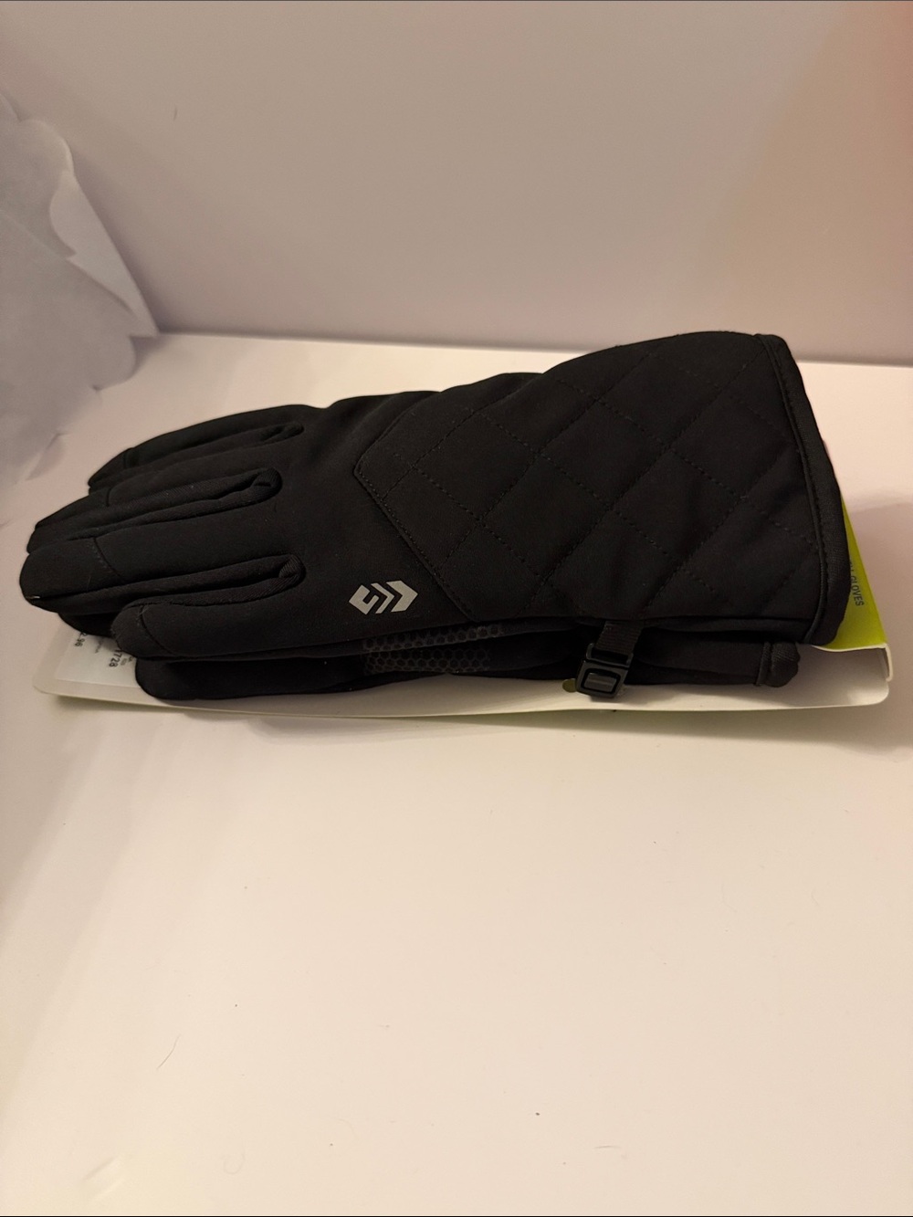 Free Country Women’s Quilted Black Winter Gloves Sz S/M